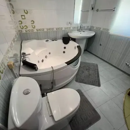 Aparthotel Mayak Dim Odesa