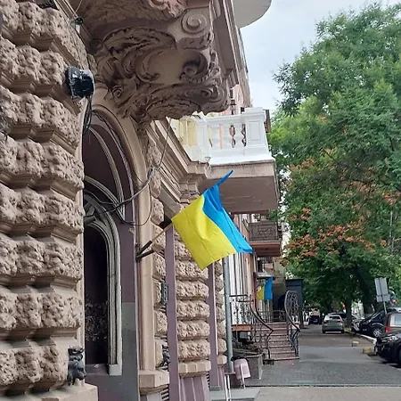 Aparthotel Mayak Dim Odesa